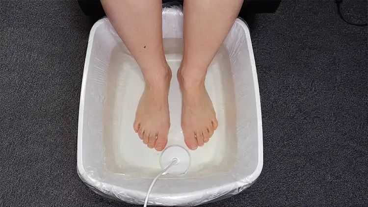 Aqua Detox Foot Bath (Ionic Foot Bath): Foot Bath Preparation